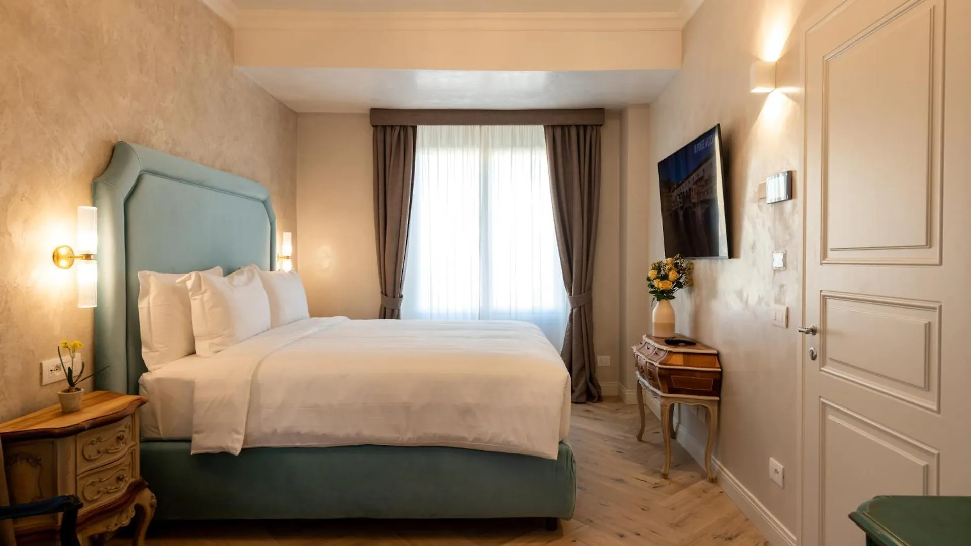 Palazzo Doni By Florence Art Apartments Aparthotel
