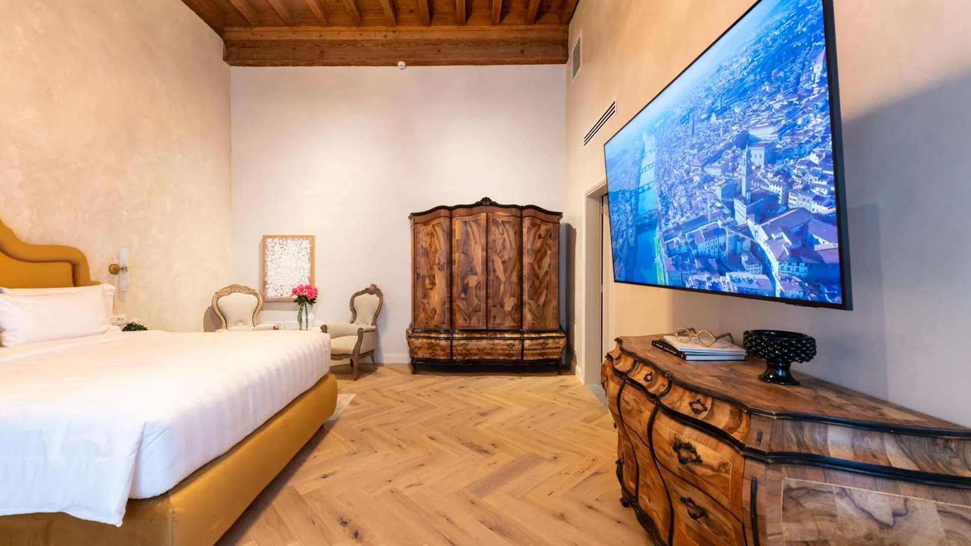 Palazzo Doni By Florence Art Apartments Aparthotel